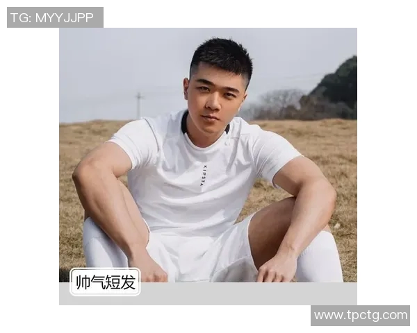 短发男足球明星发型推荐助你打造时尚运动风格 短发男足球明星发型推荐助你打造时尚运动风格