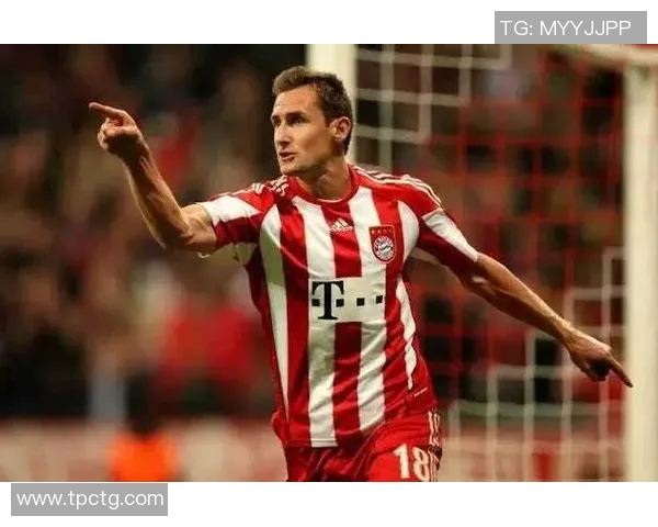 足球明星球员的女友们:她们背后的故事与光辉时刻 足球明星球员的女友们:她们背后的故事与光辉时刻